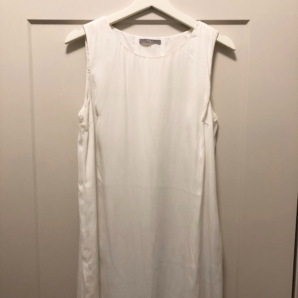 White Sleeveless Dress